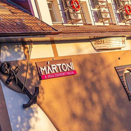 Martoni Resort & Restaurant Szigetszentmárton Exteriör bild