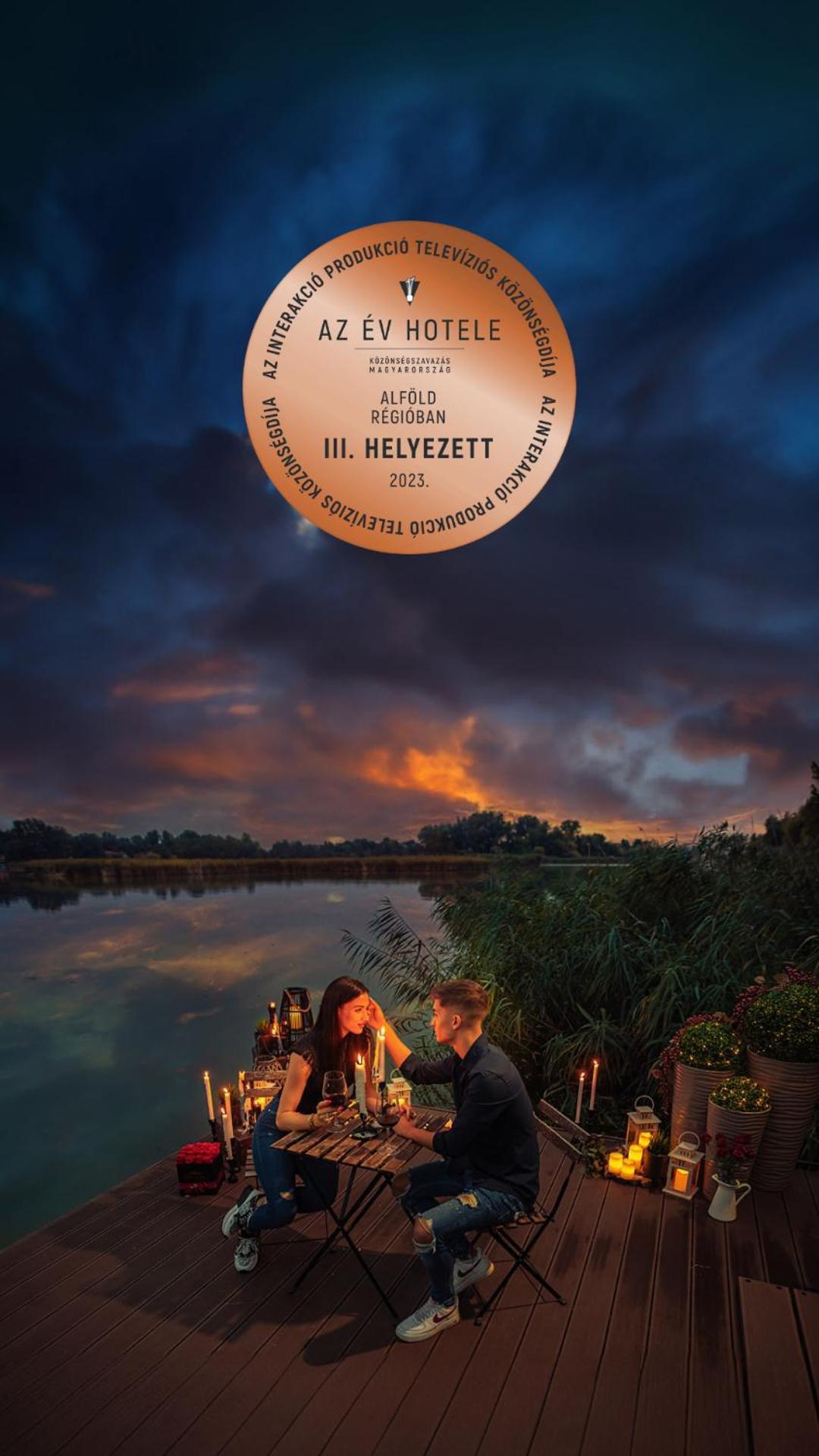 Martoni Resort & Restaurant Szigetszentmárton Exteriör bild